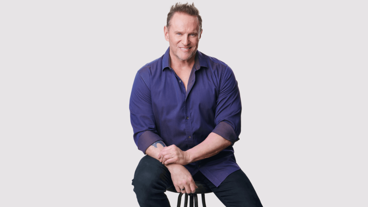 Jon Benson, o criador da VSL Conheça o passo a passo para Escrever seu