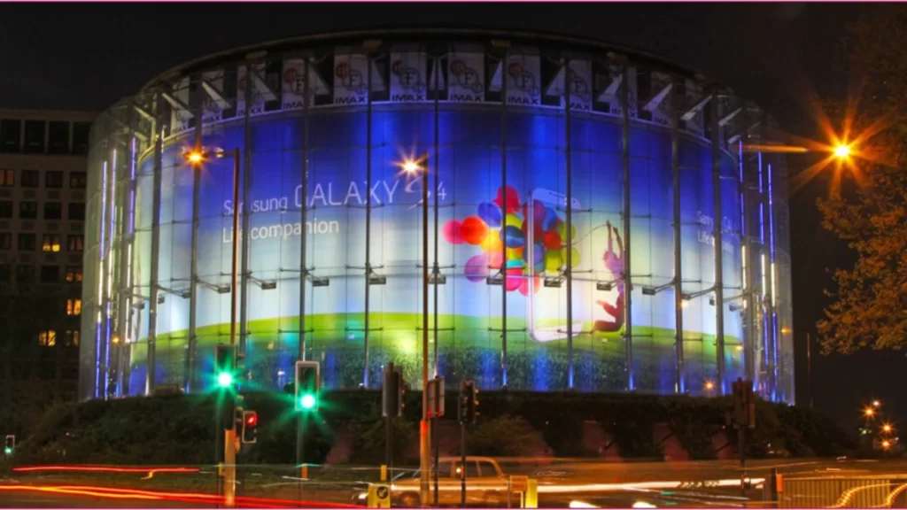 Mídia OOH: estudo de caso da Samsung