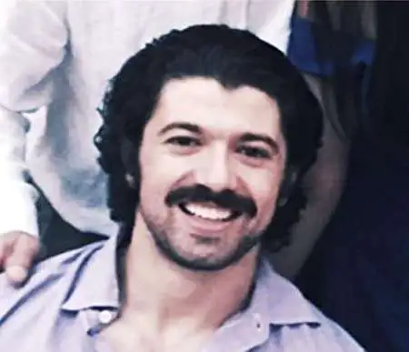 Biografai de Alex Hormozi