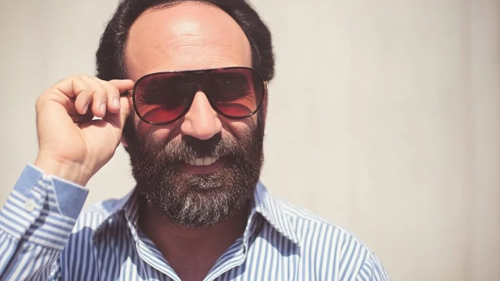 Joe Sugarman, um copywriter lendário que vendeu um avião com mala direta